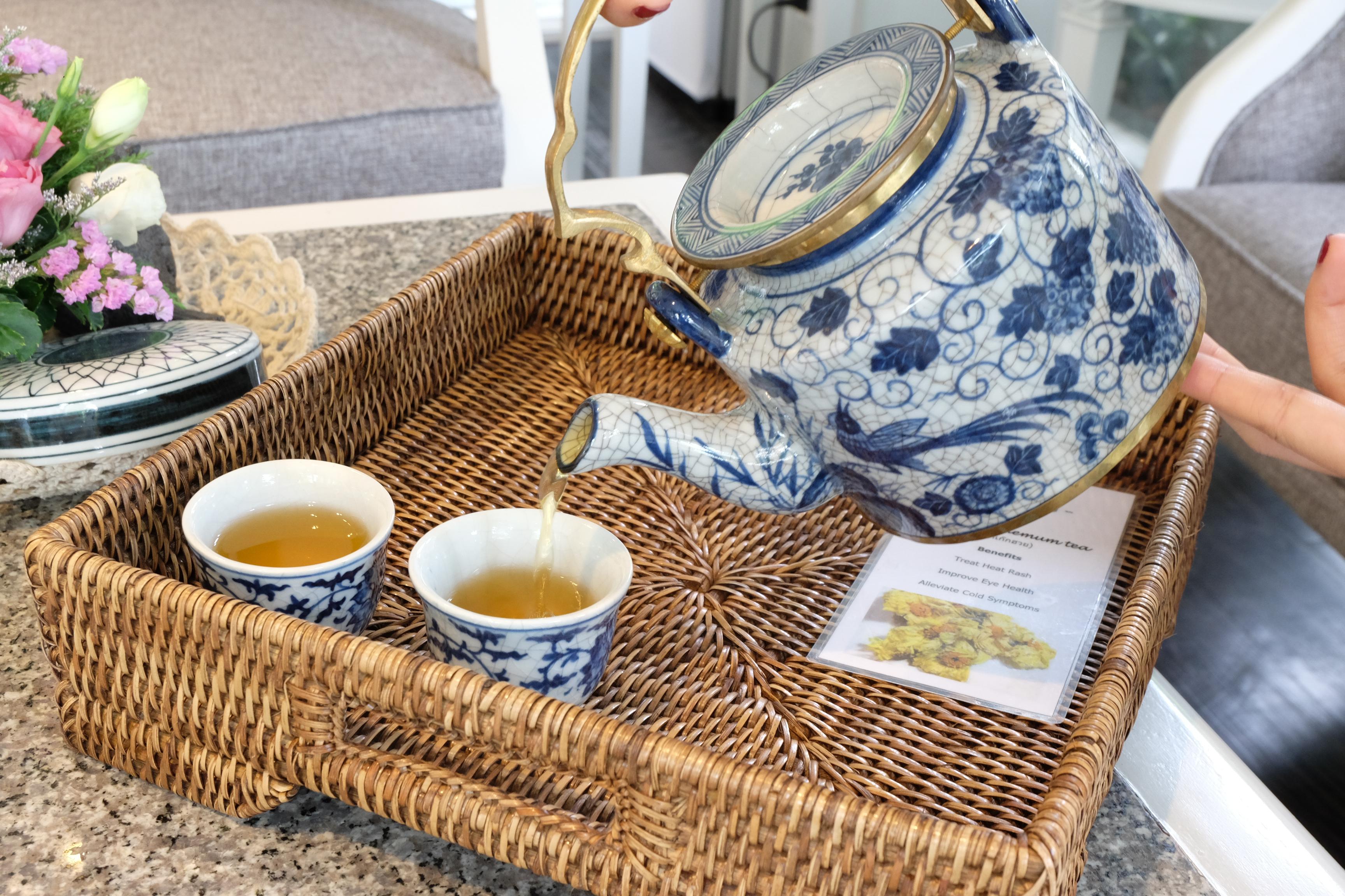 The Raweekanlaya Bangkok Exterior foto A tea tray